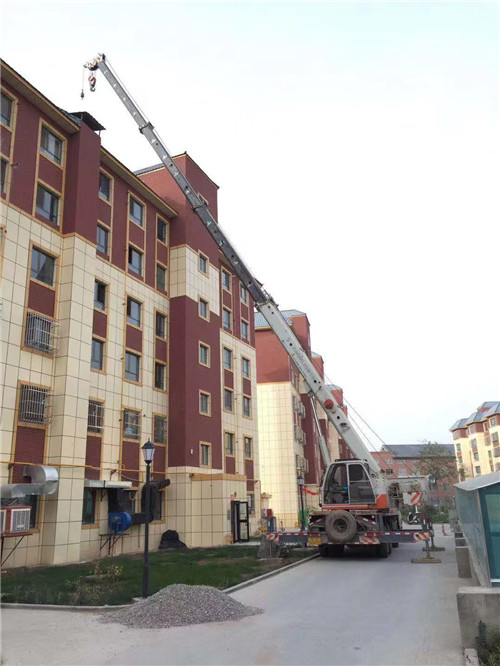 襄垣县跨街广告牌的高空安装注意事项